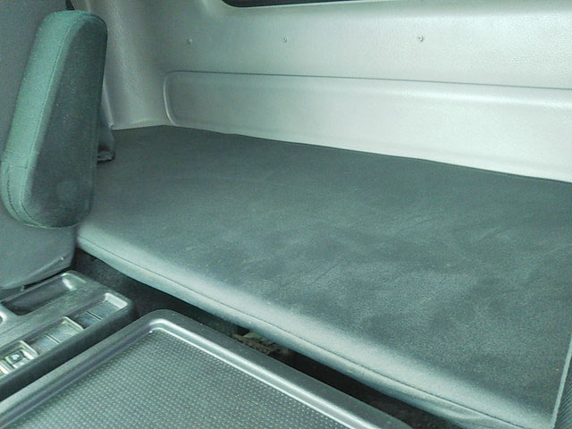 日野レンジャーアルミウイング中型（4t）[写真32]