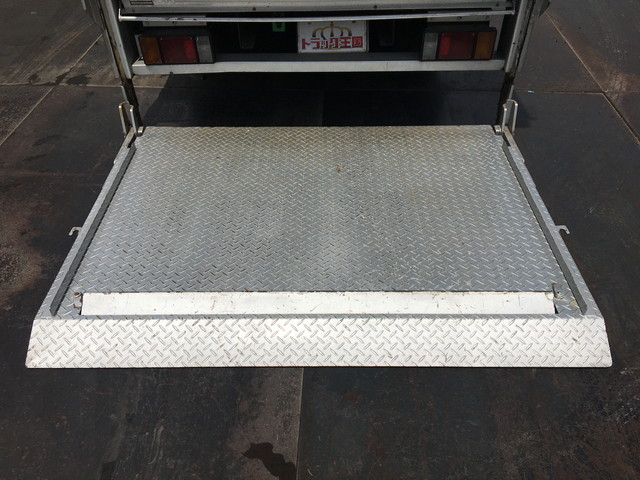 トヨタダイナアルミバン小型（2t・3t）[写真19]