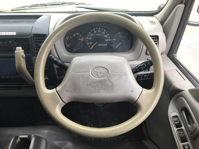 トヨタダイナアルミバン小型（2t・3t）[写真35]