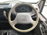 トヨタダイナアルミバン小型（2t・3t）[写真35]