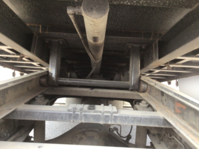 いすゞフォワードセーフティクレーン3段中型（4t）[写真20]