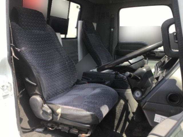 いすゞフォワードセーフティクレーン3段中型（4t）[写真25]