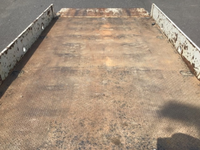 いすゞフォワードセーフティクレーン3段中型（4t）[写真05]