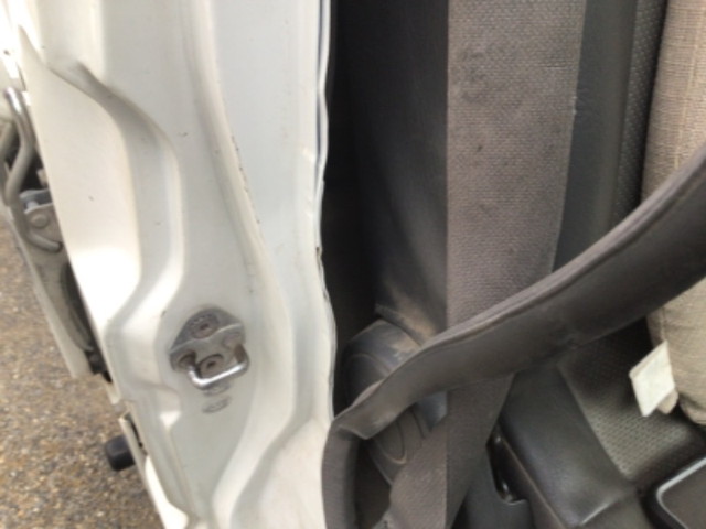 マツダボンゴ平ボディ小型（2t・3t）[写真10]