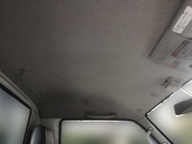 マツダボンゴ平ボディ小型（2t・3t）[写真12]