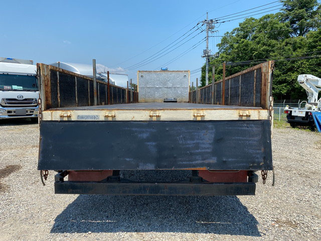 三菱ふそうスーパーグレート平ボディ大型（10t）[写真11]