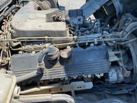 三菱ふそうスーパーグレート平ボディ大型（10t）[写真24]