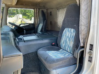 三菱ふそうスーパーグレート平ボディ大型（10t）[写真31]