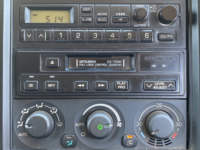 三菱ふそうスーパーグレート平ボディ大型（10t）[写真37]