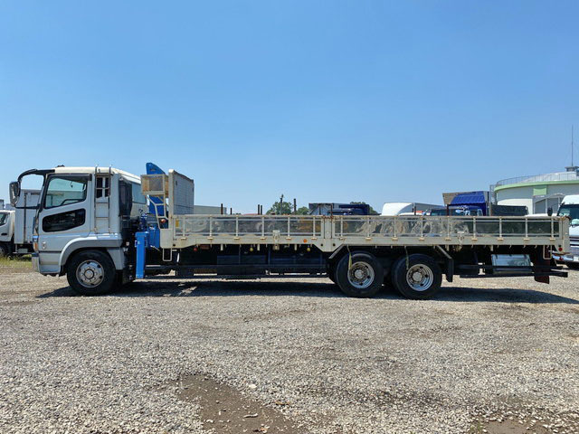 三菱ふそうスーパーグレート平ボディ大型（10t）[写真06]