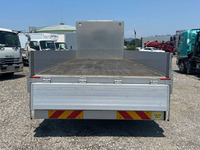 いすゞフォワードアルミブロック増トン（6t・8t）[写真12]