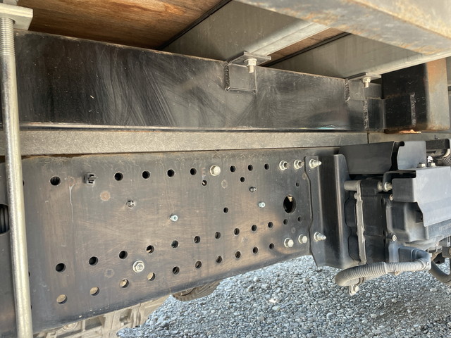 いすゞフォワードアルミブロック増トン（6t・8t）[写真19]