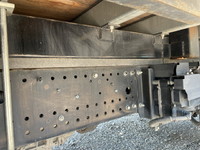 いすゞフォワードアルミブロック増トン（6t・8t）[写真19]