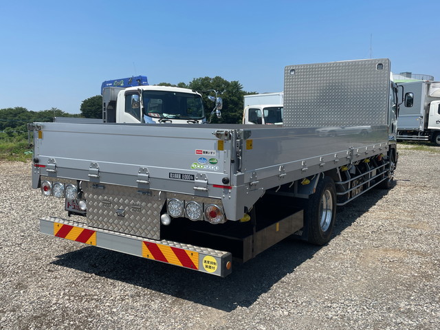 いすゞフォワードアルミブロック増トン（6t・8t）[写真02]