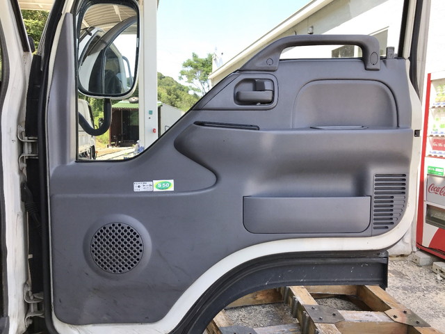 いすゞエルフアルミブロック小型（2t・3t）[写真23]