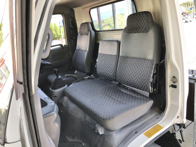 いすゞエルフアルミブロック小型（2t・3t）[写真24]