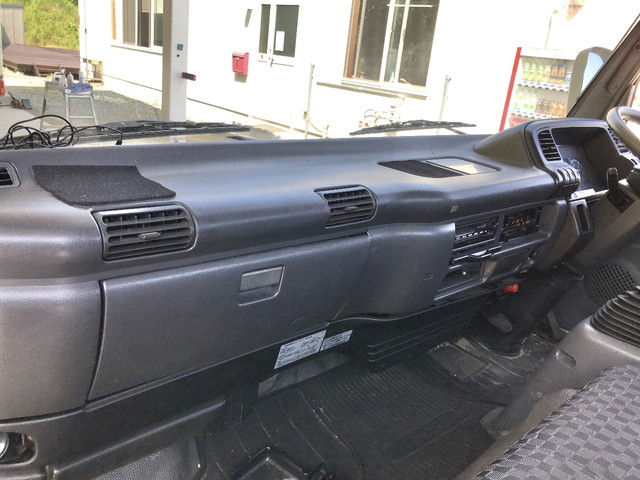 いすゞエルフアルミブロック小型（2t・3t）[写真27]