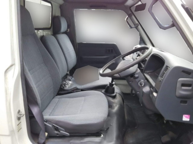 トヨタトヨエースアルミバン小型（2t・3t）[写真19]