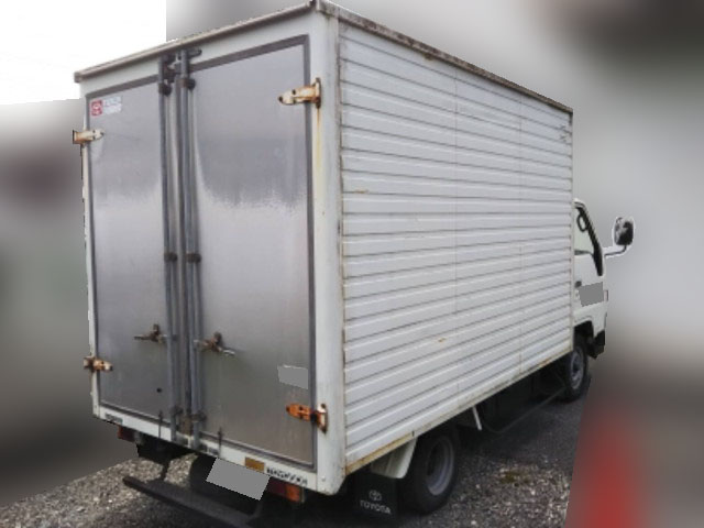 トヨタトヨエースアルミバン小型（2t・3t）[写真02]