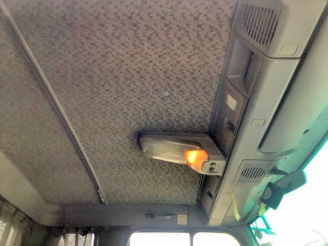 日野レンジャーアームロール中型（4t）[写真26]