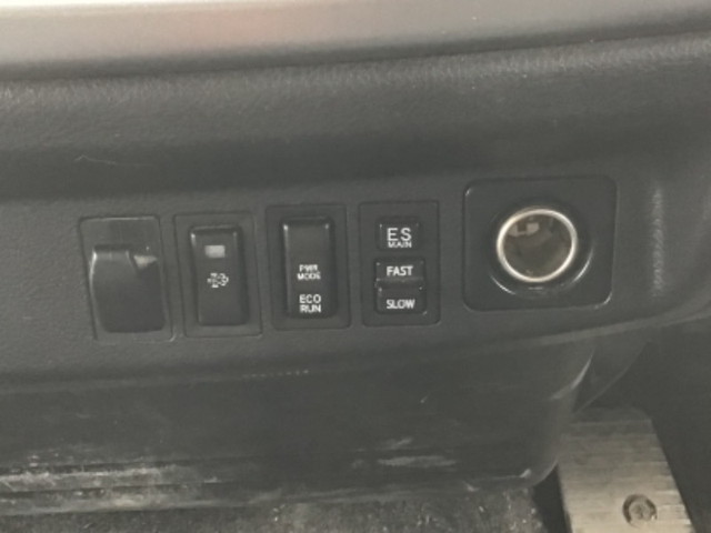 日野レンジャーユニック4段増トン（6t・8t）[写真25]