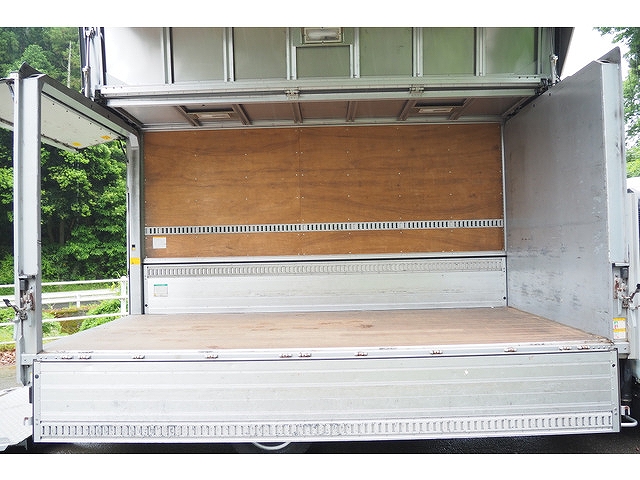 いすゞエルフアルミウイング小型（2t・3t）[写真17]