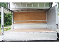 いすゞエルフアルミウイング小型（2t・3t）[写真17]