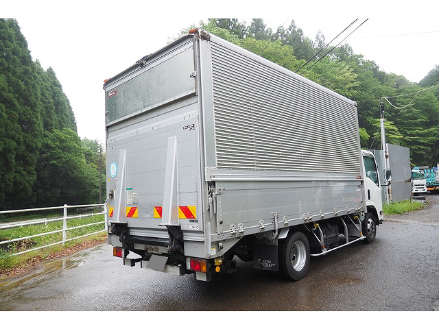 いすゞエルフアルミウイング小型（2t・3t）[写真02]