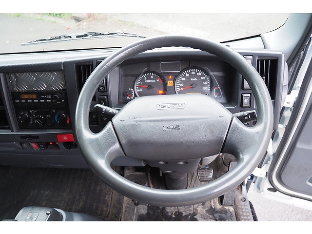 いすゞエルフアルミウイング小型（2t・3t）[写真37]