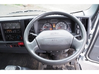 いすゞエルフアルミウイング小型（2t・3t）[写真37]