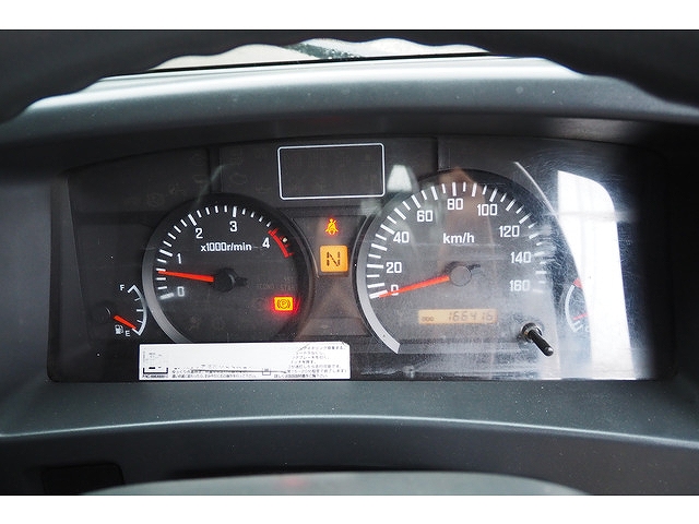 いすゞエルフアルミウイング小型（2t・3t）[写真38]