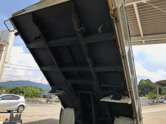 いすゞエルフダンプ小型（2t・3t）[写真15]