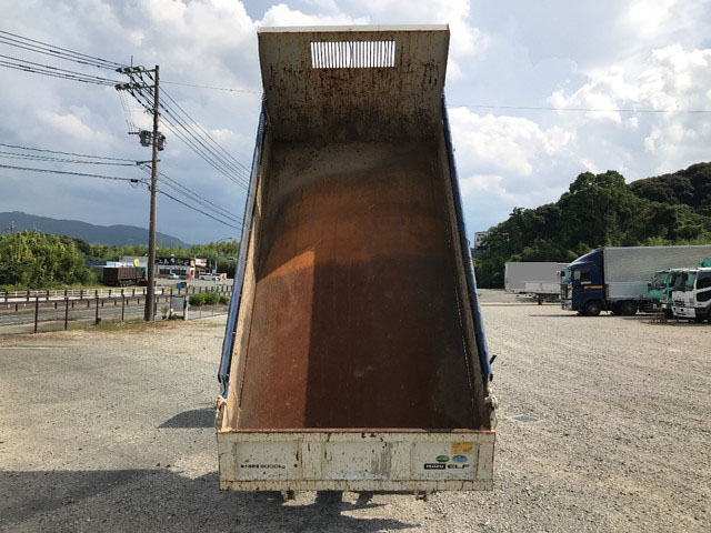 いすゞエルフダンプ小型（2t・3t）[写真09]