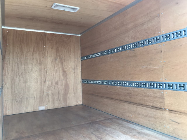 三菱ふそうキャンターアルミバン小型（2t・3t）[写真14]