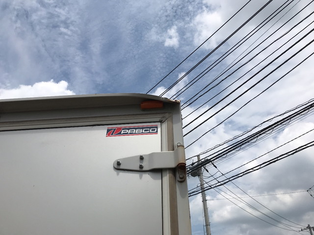 三菱ふそうキャンターアルミバン小型（2t・3t）[写真18]