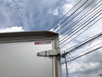 三菱ふそうキャンターアルミバン小型（2t・3t）[写真18]