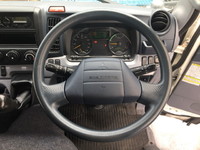 三菱ふそうキャンターアルミバン小型（2t・3t）[写真34]