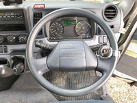 三菱ふそうキャンターアルミバン小型（2t・3t）[写真35]