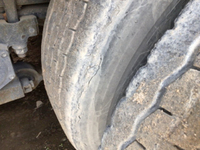 UDトラックスクオンアームロール大型（10t）[写真18]