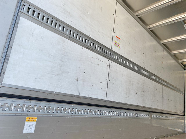 三菱ふそうファイターアルミウイング中型（4t）[写真13]