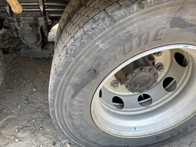 いすゞギガクレーン5段大型（10t）[写真18]