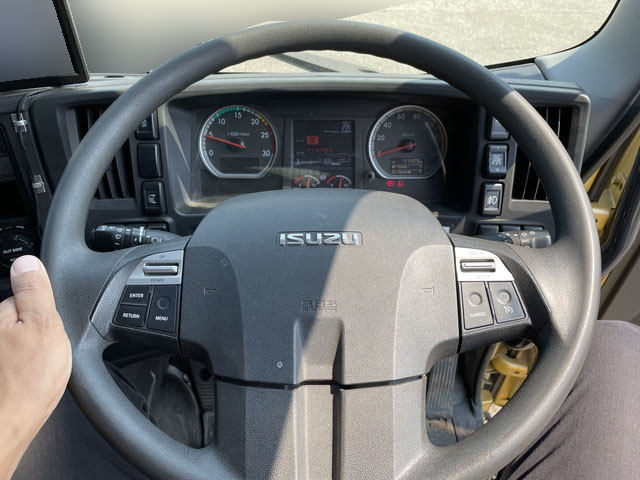 いすゞギガクレーン5段大型（10t）[写真29]