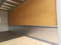 いすゞエルフアルミウイング小型（2t・3t）[写真13]