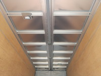 いすゞエルフアルミウイング小型（2t・3t）[写真14]