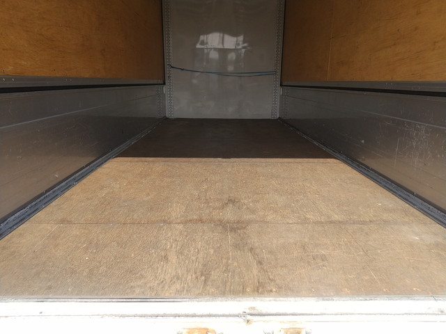 いすゞエルフアルミウイング小型（2t・3t）[写真15]