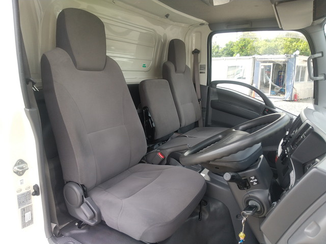 いすゞエルフアルミウイング小型（2t・3t）[写真30]