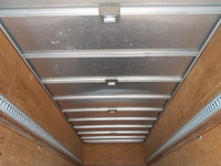 いすゞフォワードアルミバン中型（4t）[写真16]