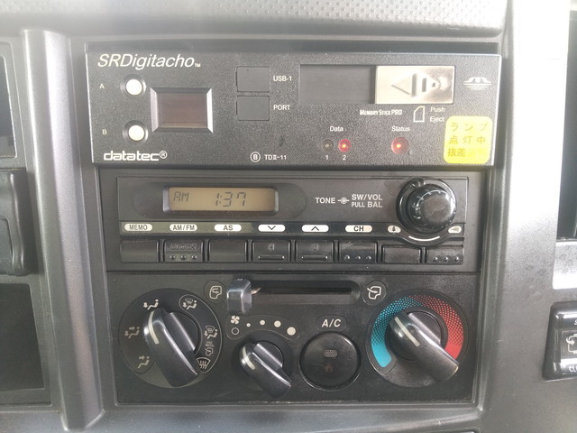 いすゞフォワードアルミバン中型（4t）[写真38]