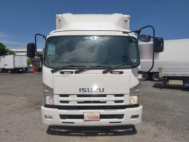 いすゞフォワードアルミバン中型（4t）[写真07]