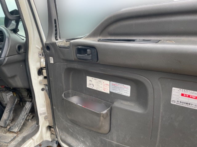 いすゞフォワードユニック5段中型（4t）[写真15]